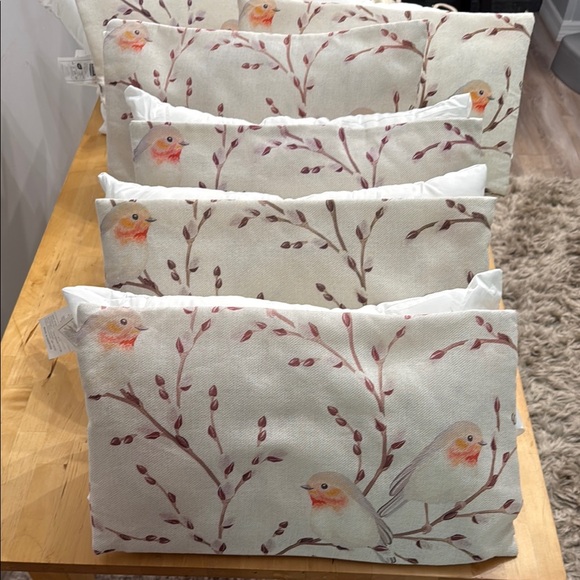 2-PIECE-SET ACCENT PILLOWS BIRDS BRANCHES & BUDS WITH NEW UTOPIA PILLOW-INSERTS - Picture 2 of 14